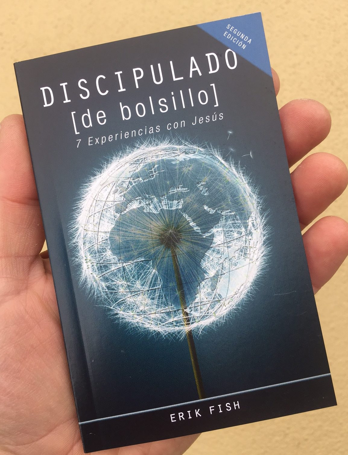 Spanish Discipleship Books!  Discipulado de Bolsillo is here!